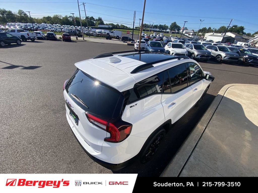 2023 GMC Terrain SLT - Photo 24