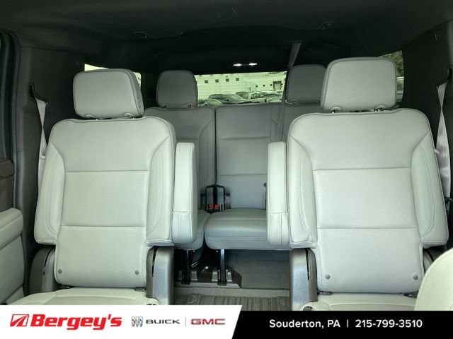 2022 GMC Yukon XL SLT - Photo 25