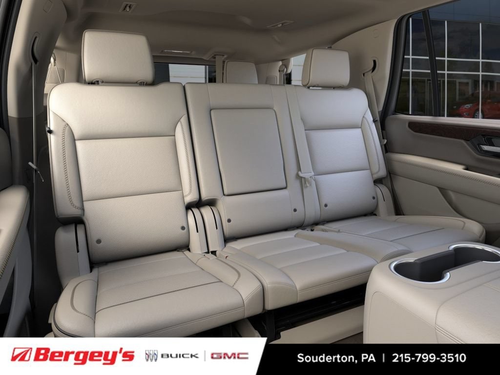 2026 GMC Yukon Denali - Photo 18