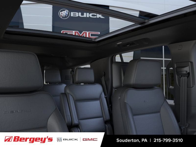 2026 GMC Yukon Denali - Photo 25