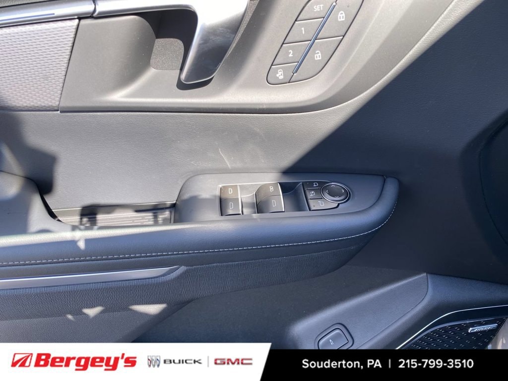 2026 Buick Enclave Sport Touring - Photo 24