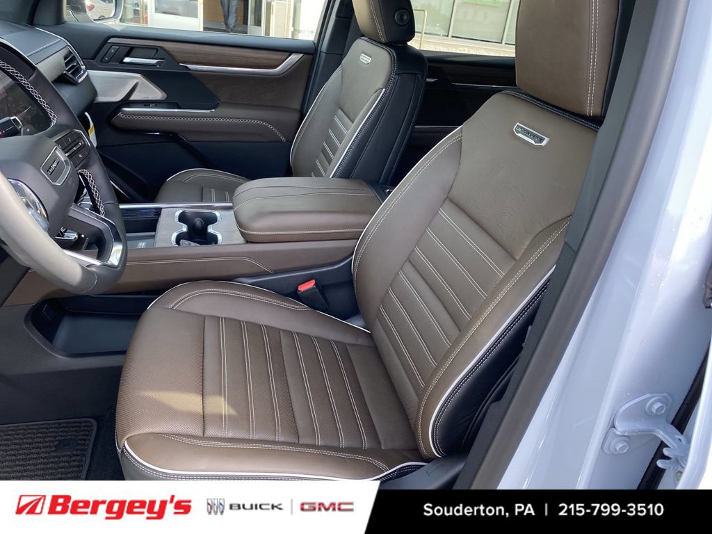 2027 GMC Acadia Denali Ultimate - Photo 21