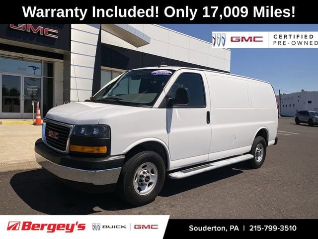 2024 GMC Savana 2500's photo