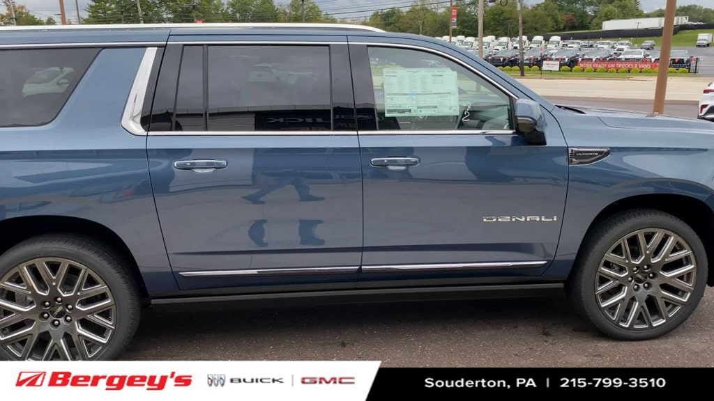 2026 GMC Yukon XL Denali Ultimate - Photo 10