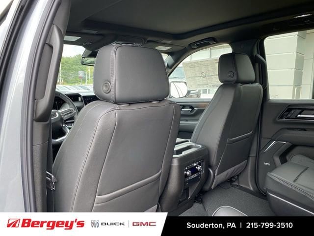2026 GMC Yukon XL Denali - Photo 23