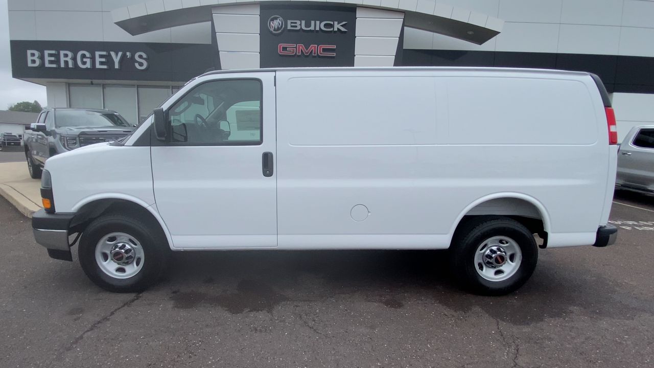 2025 GMC Savana Cargo Work Van - Photo 68