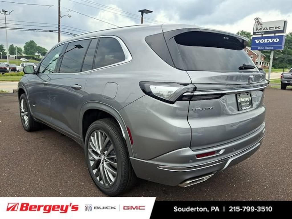 New 2026 Buick Enclave Avenir SUV