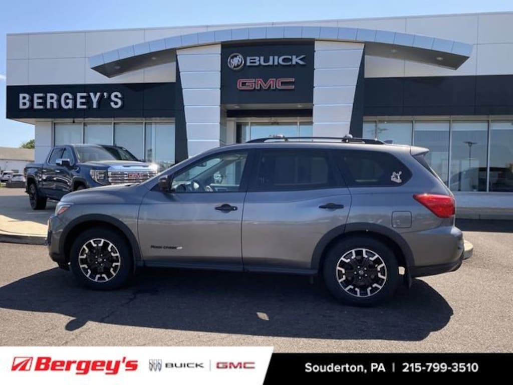 Used 2020 Nissan Pathfinder SL