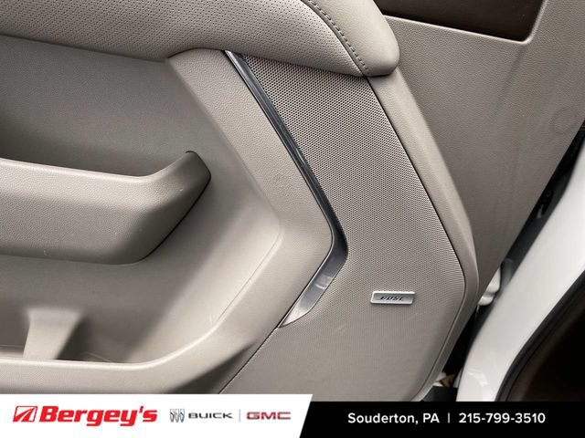 2022 GMC Yukon XL SLT - Photo 28