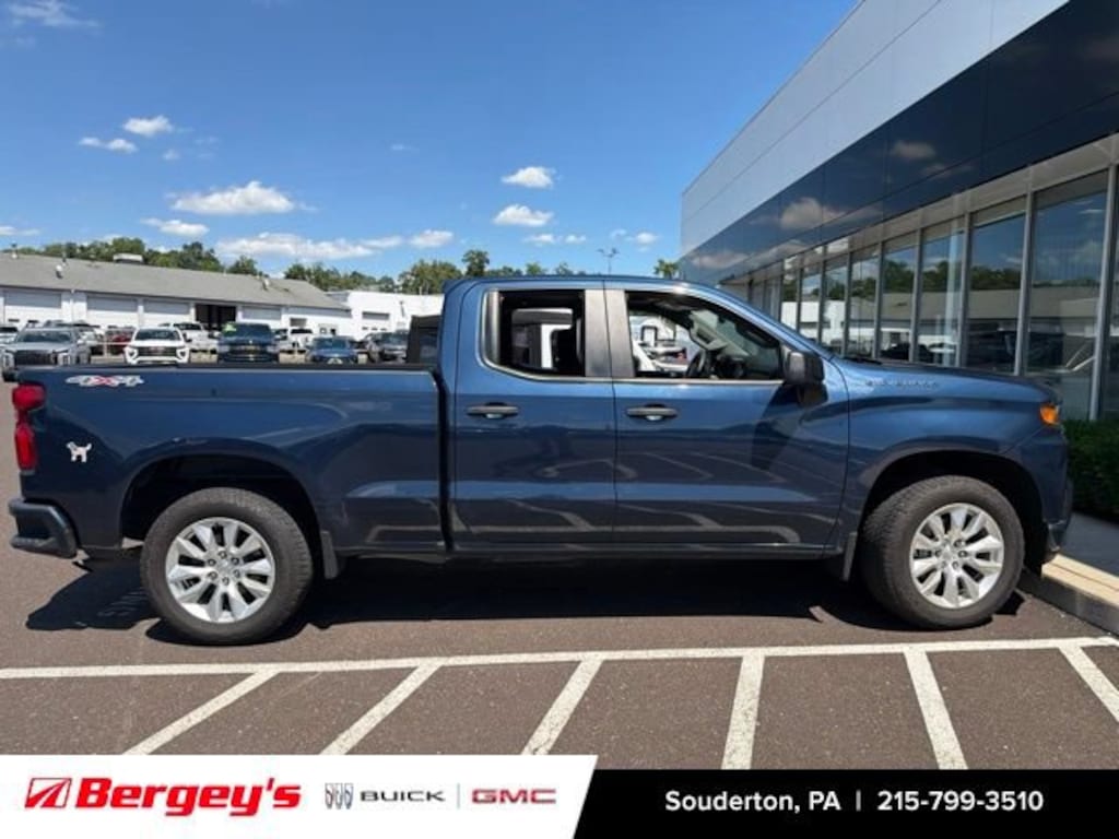 Used 2022 Chevrolet Silverado 1500 LTD Custom Truck
