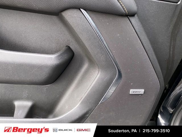 2023 GMC Yukon AT4 - Photo 27