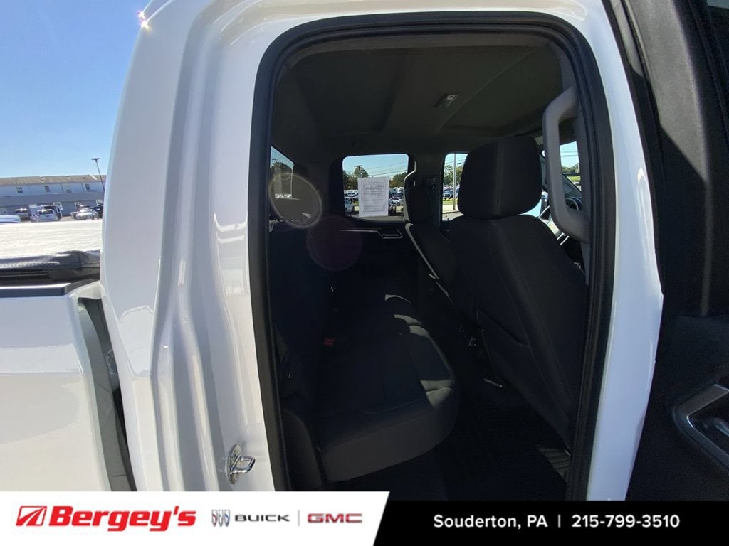 2023 Chevrolet Silverado 1500 LT - Photo 24