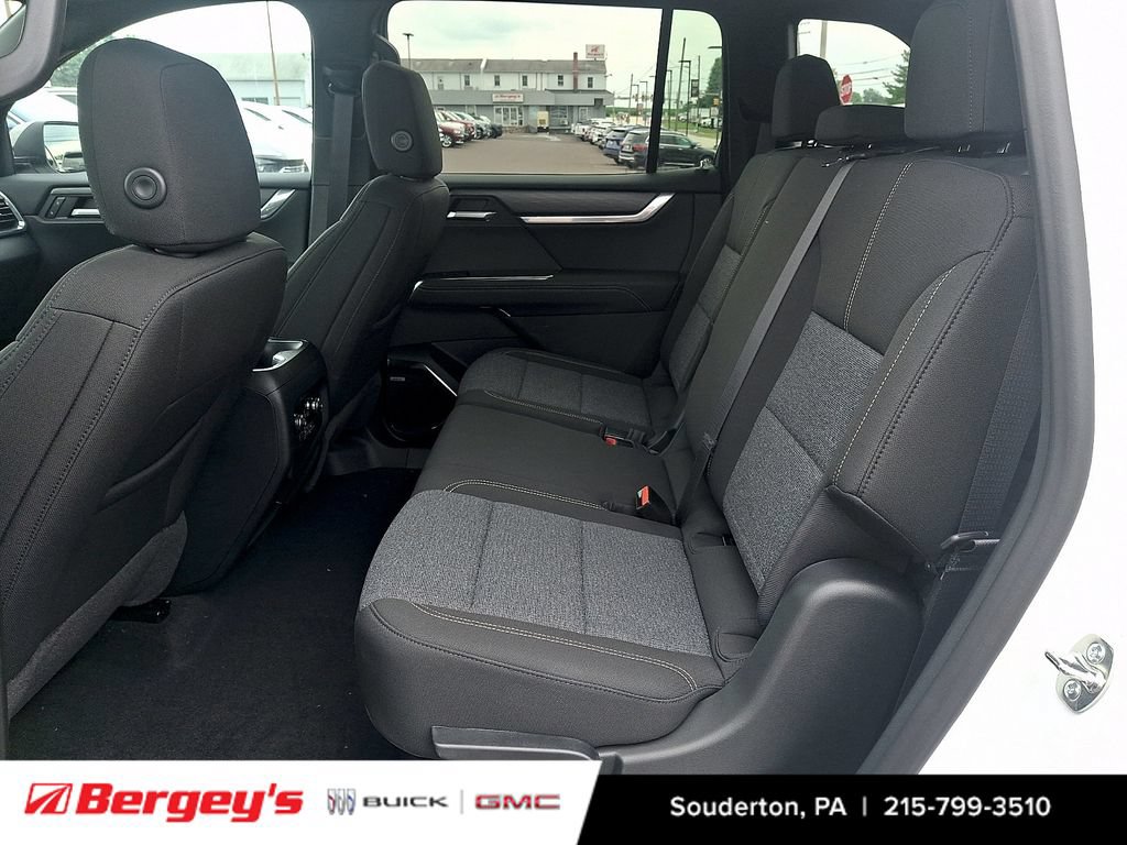 2026 GMC Acadia Elevation - Photo 7