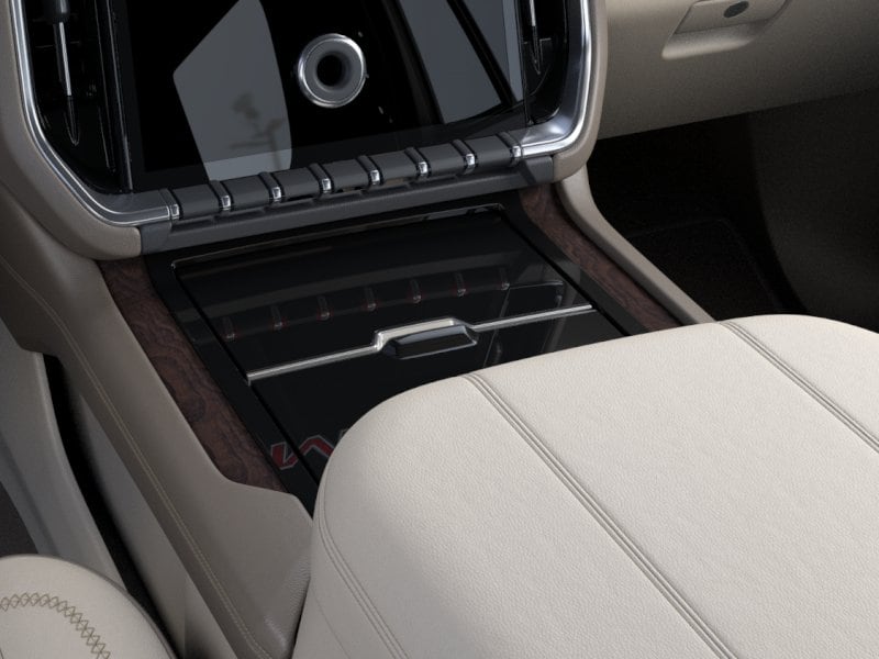 2026 GMC Yukon Denali - Photo 23