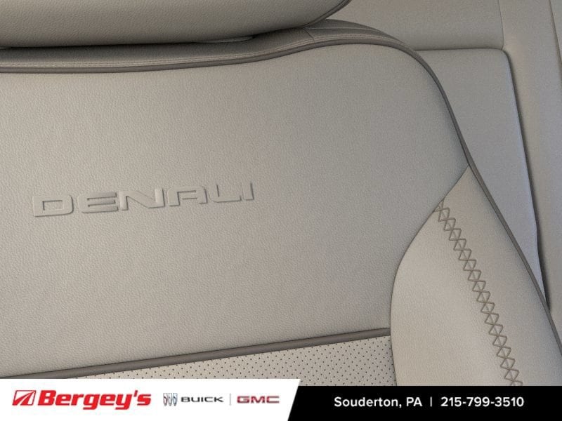 2026 GMC Yukon Denali - Photo 22