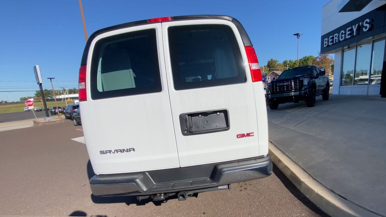 2025 GMC Savana Cargo Work Van - Photo 77