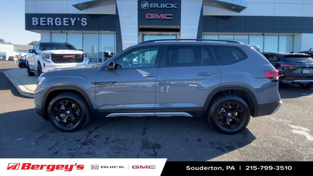 Used 2025 Volkswagen Atlas 2.0T Peak Edition