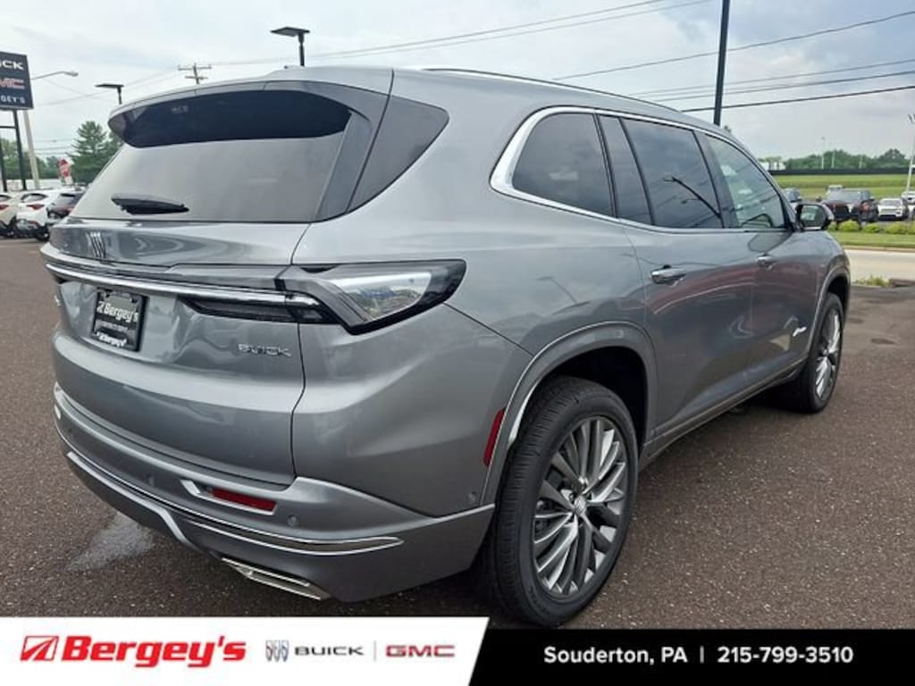New 2026 Buick Enclave Avenir SUV