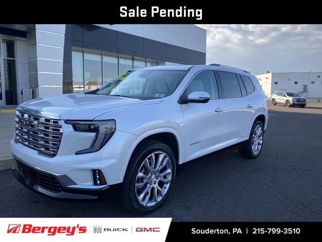 2025 GMC Acadia Denali AWD's photo