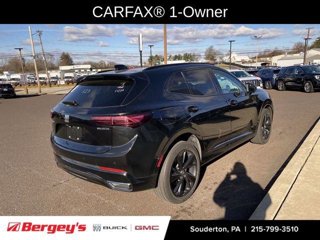 2025 Buick Envision Sport Touring photo 3