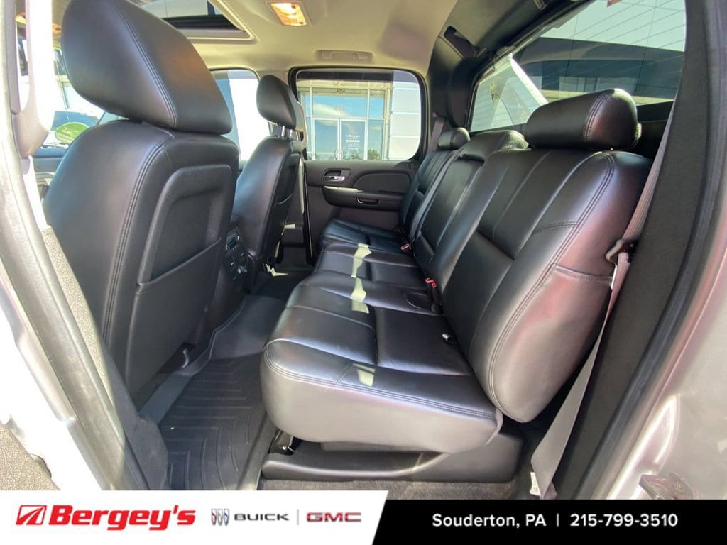 2013 Chevrolet Avalanche LT - Photo 29