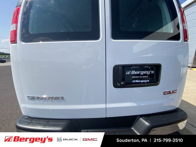 2025 GMC Savana Cargo Work Van - Photo 35