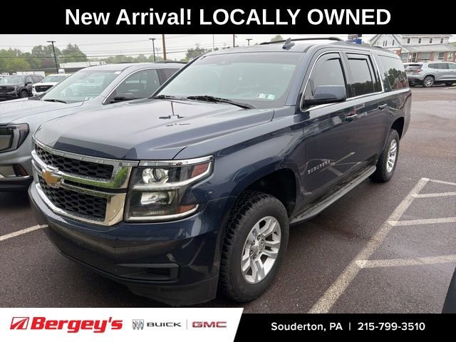 2018 Chevrolet Suburban 4WD 1500 LT's photo