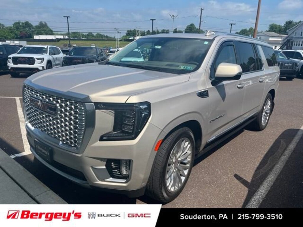 Used 2023 GMC Yukon XL Denali SUV