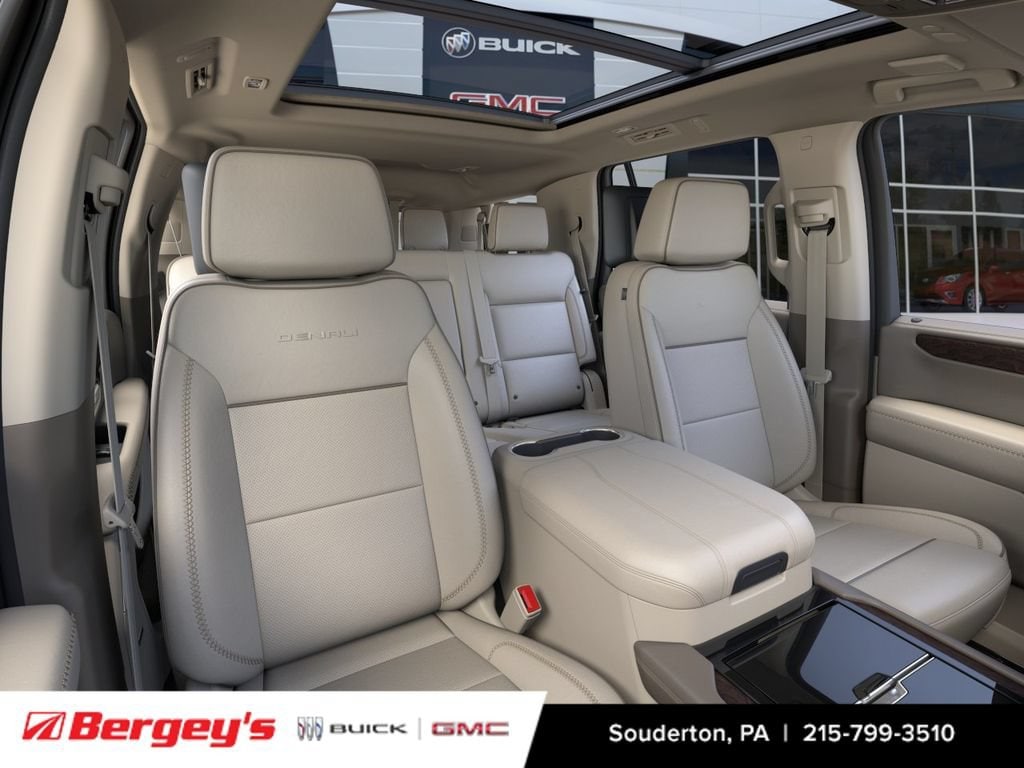 2026 GMC Yukon Denali - Photo 17