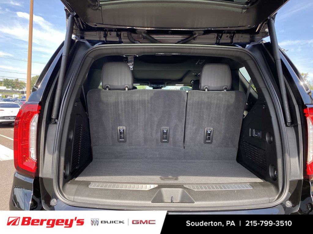 2024 GMC Yukon AT4 - Photo 30