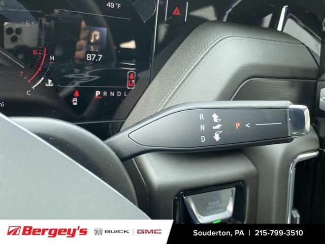 2026 GMC Yukon XL Denali - Photo 17