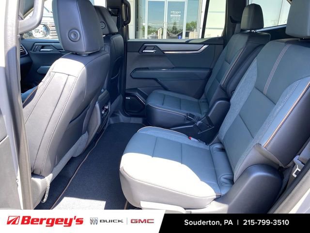 2026 GMC Acadia AT4 - Photo 27