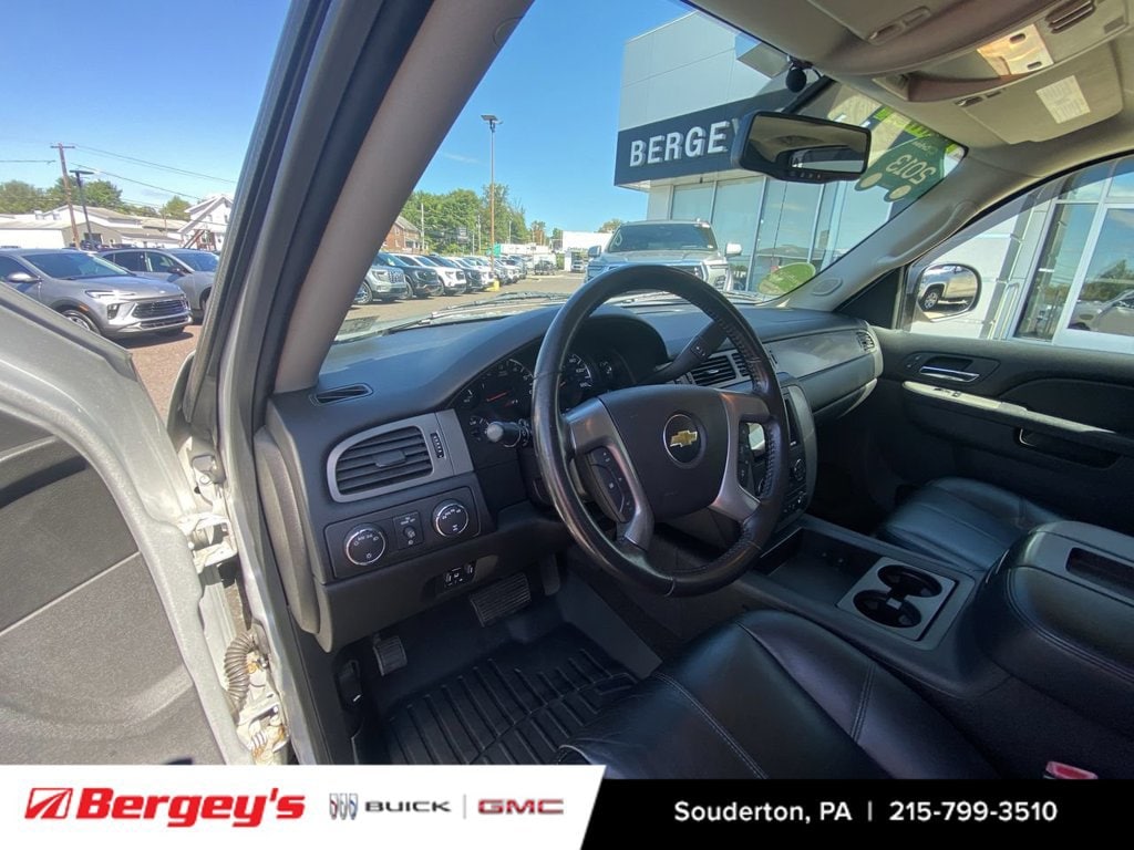 2013 Chevrolet Avalanche LT - Photo 12