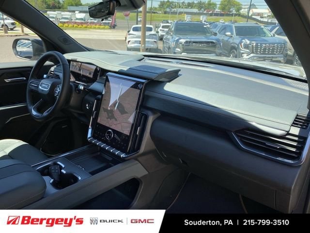 2026 GMC Acadia AT4 - Photo 31