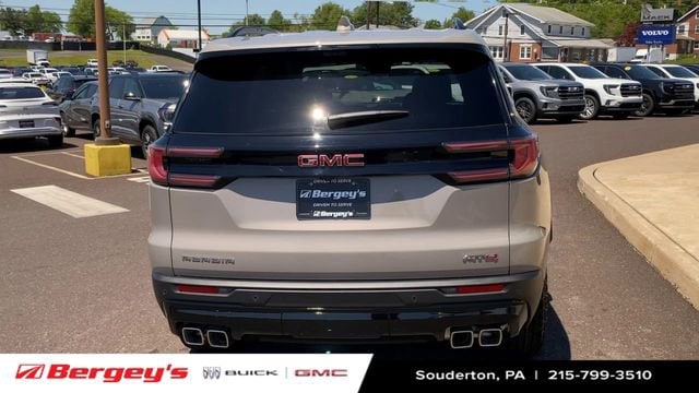 2026 GMC Acadia AT4 - Photo 8