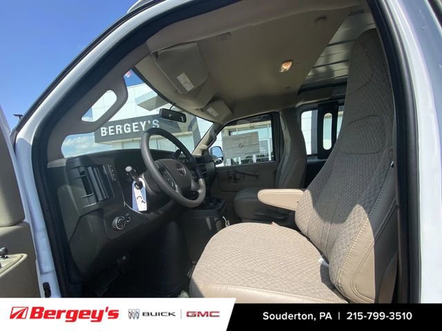 2025 GMC Savana Cargo Work Van - Photo 22