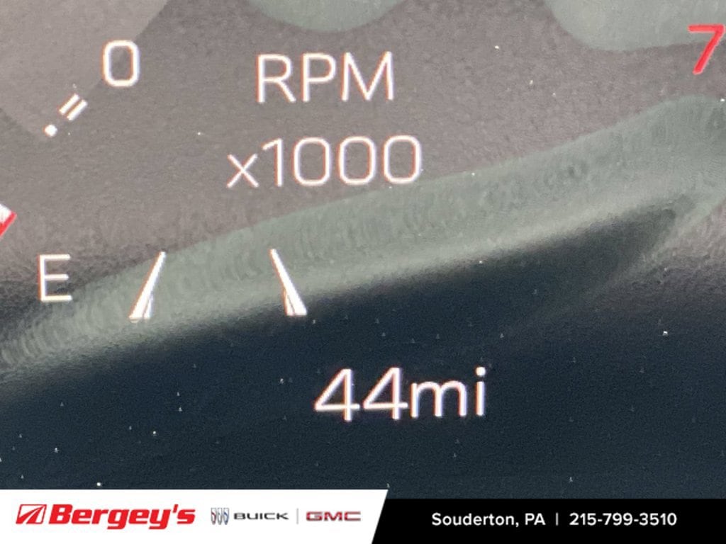 2026 GMC Yukon XL Denali Ultimate - Photo 13