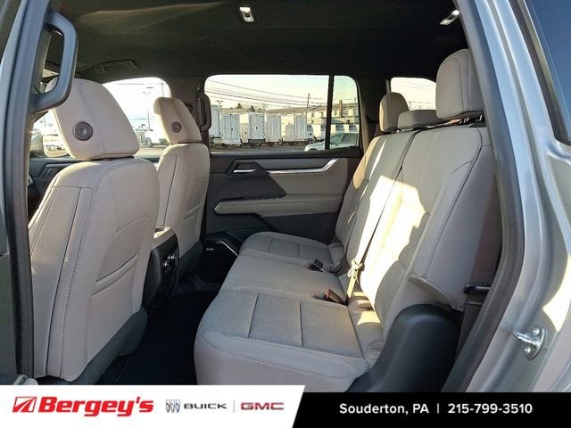 2026 GMC Acadia Elevation - Photo 7