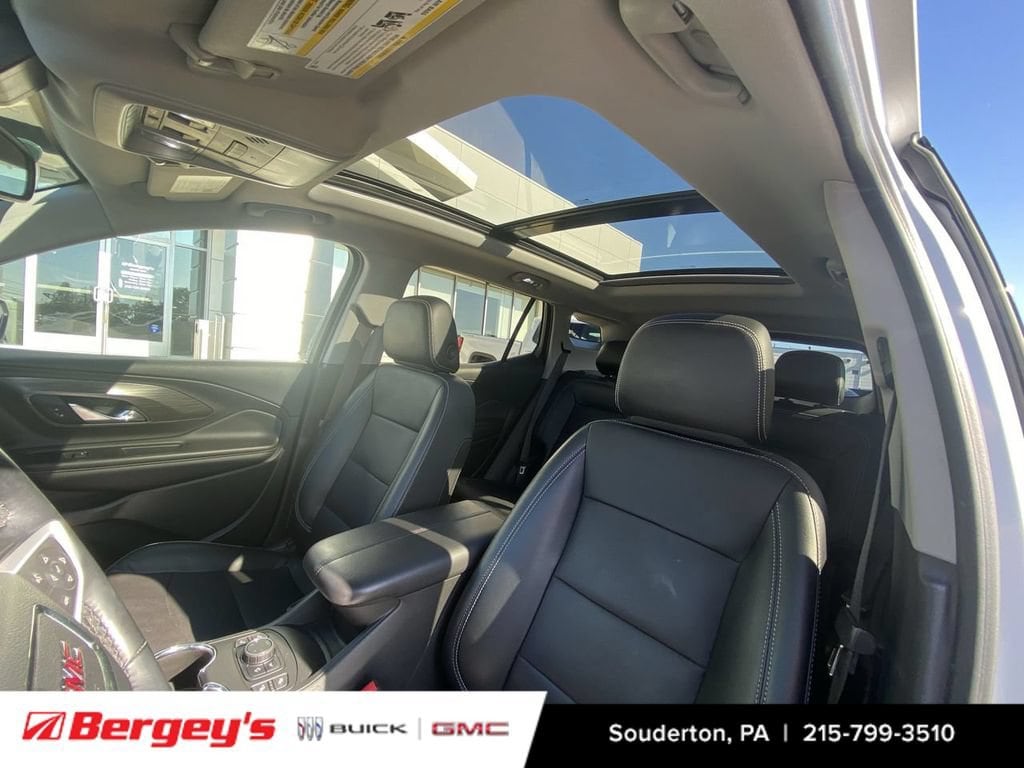 2023 GMC Terrain SLT - Photo 22