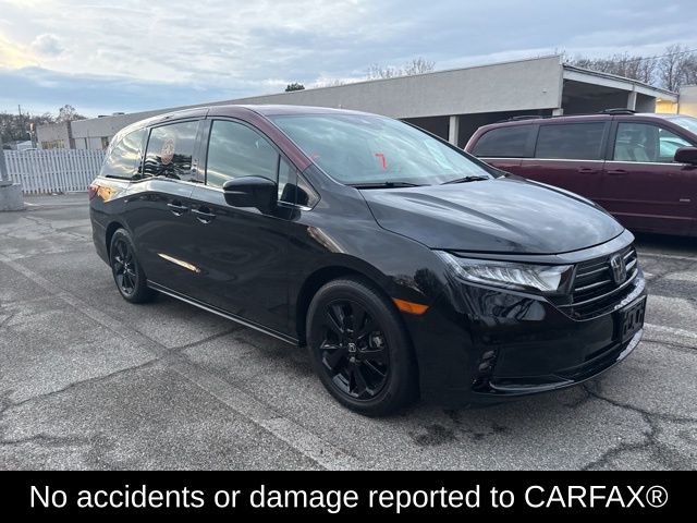 2024 Honda Odyssey Sport photo 3