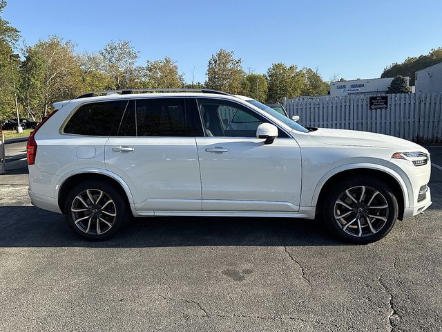 2019 Volvo XC90 T5 Momentum photo 4