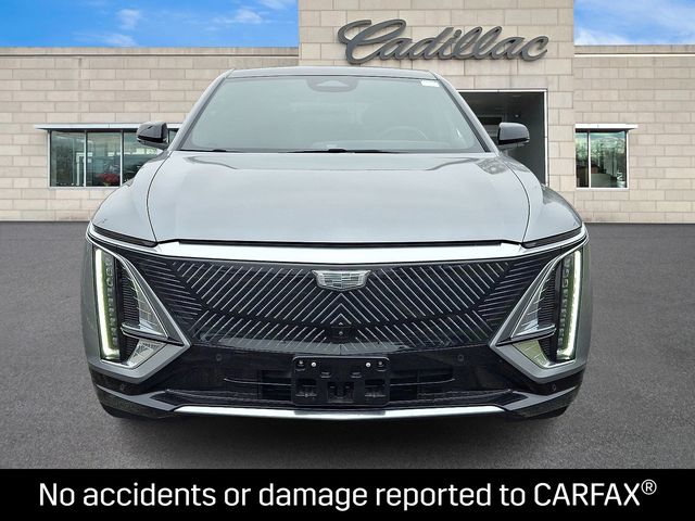 2024 Cadillac Lyriq Luxury photo 3