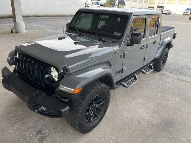 2022 Jeep Gladiator Altitude photo 3