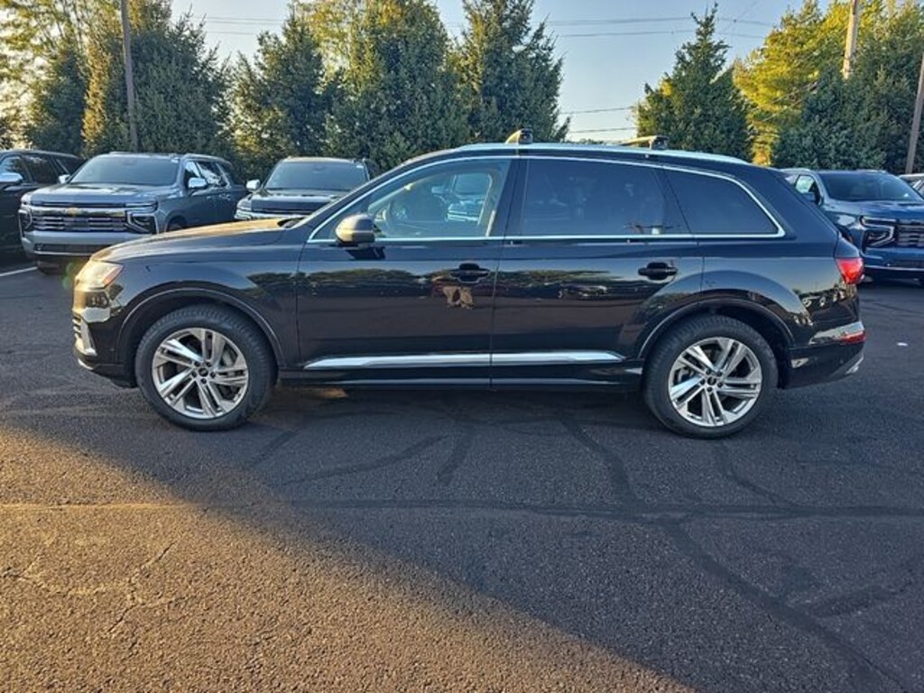 Used 2023 Audi Q7 55 Premium SUV