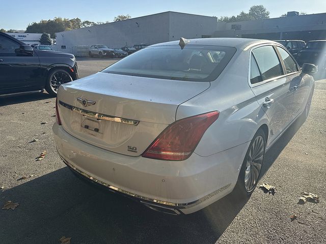 2017 Genesis G90 5.0 Ultimate photo 4