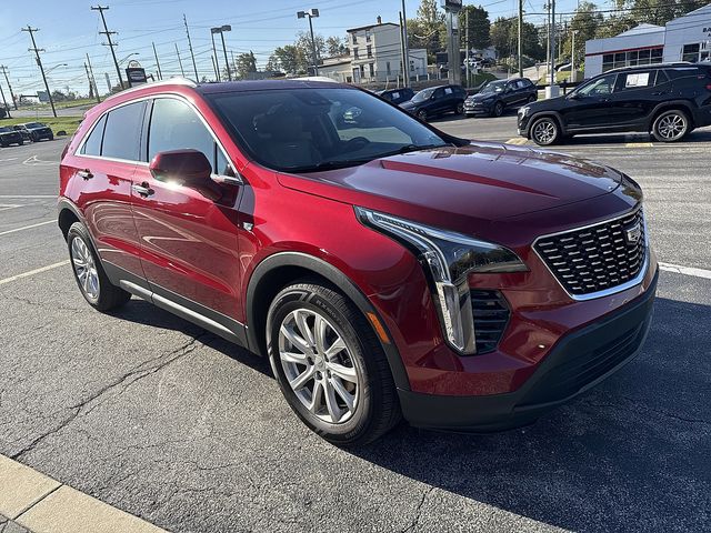 2021 Cadillac XT4 Luxury photo 3
