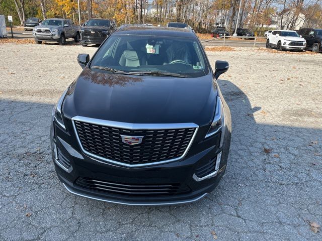 2024 Cadillac XT5 Premium Luxury photo 3