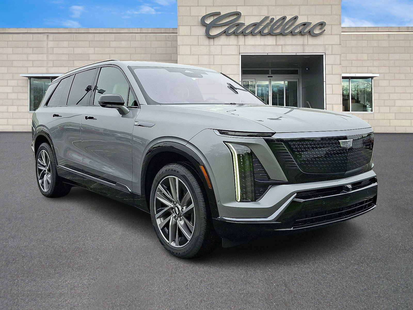 2026 CADILLAC Vistiq Sport SUV | Argent Silver Metallic | Bergey's