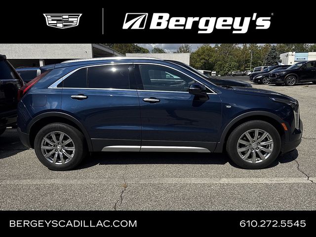 2022 Cadillac XT4 Premium Luxury photo 4