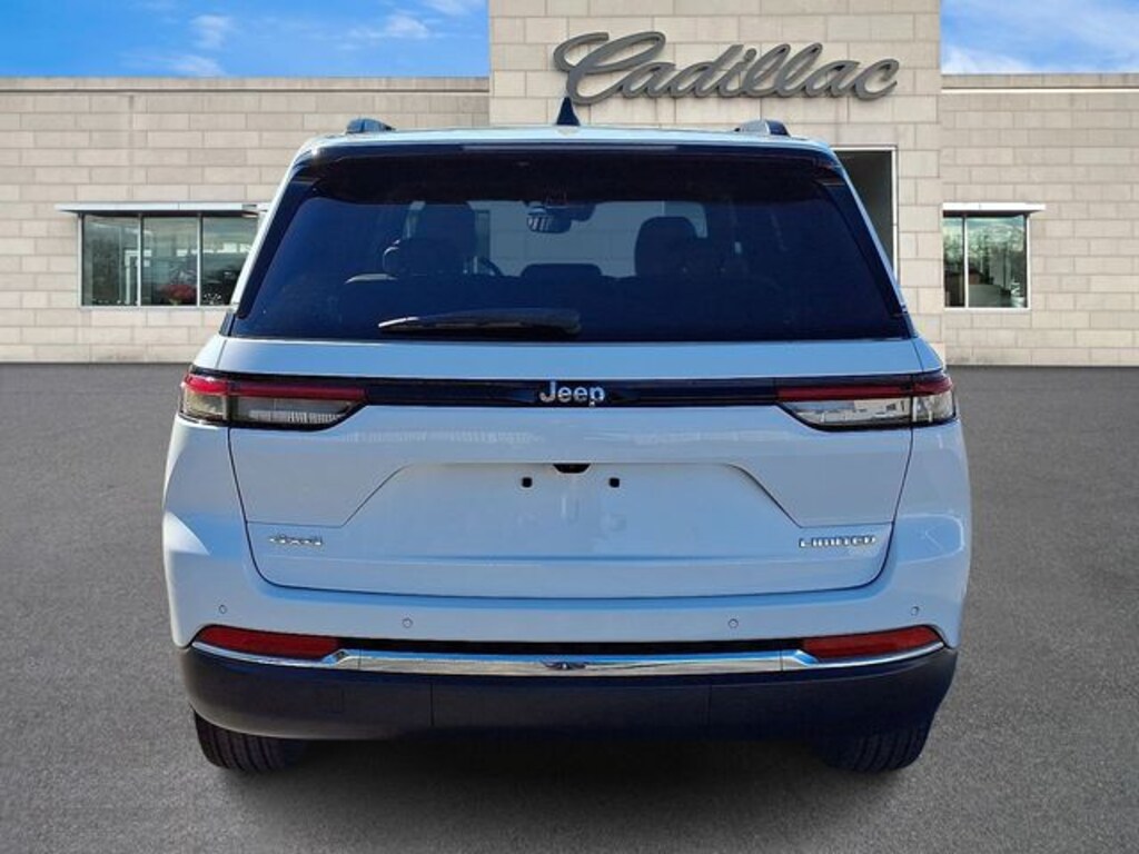 Used 2024 Jeep Grand Cherokee Limited SUV